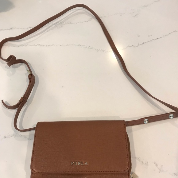 iphone 8 crossbody bag